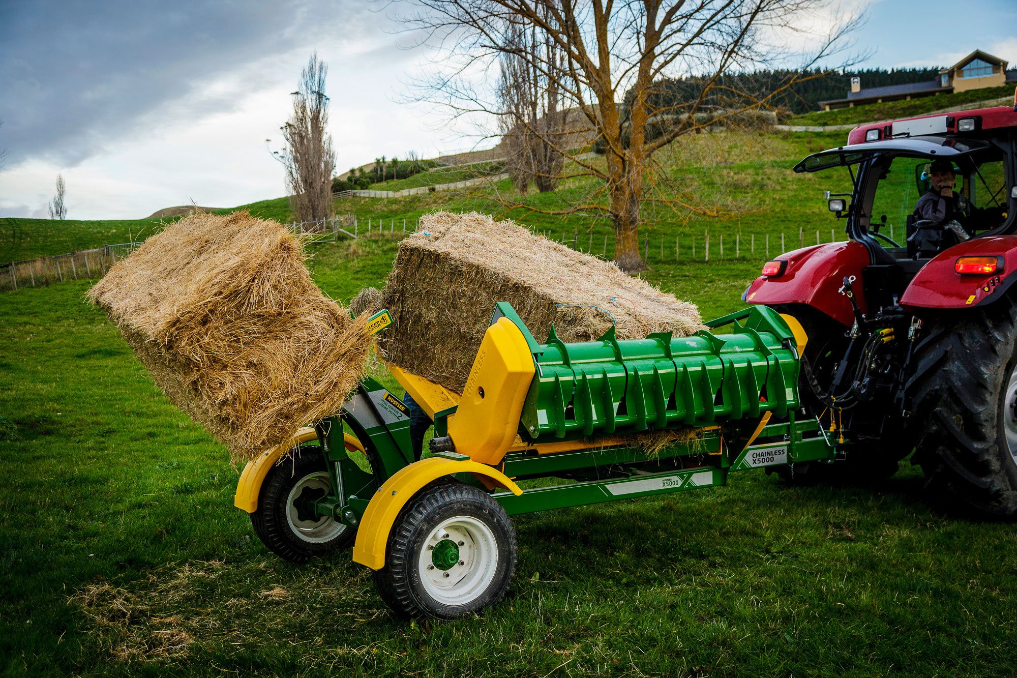 FIFTEEN FACTS: What You Need To Know About Your Hustler Bale Feeder ...